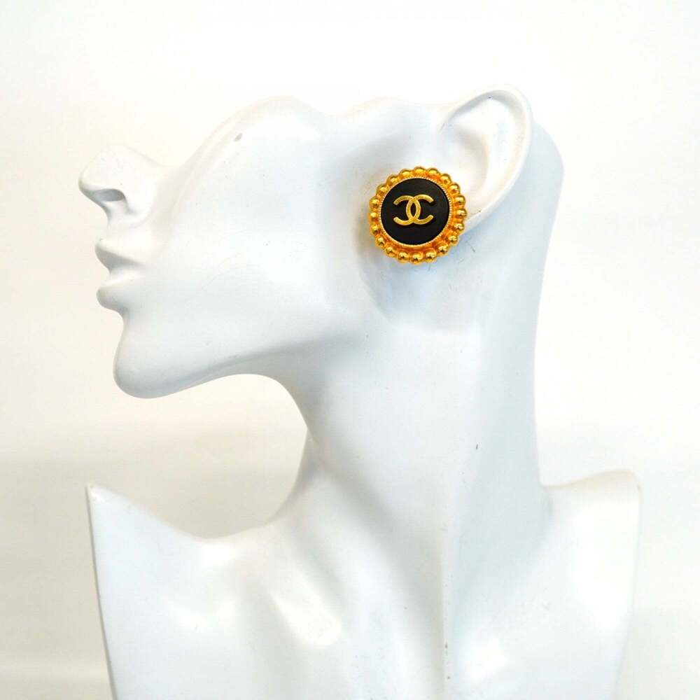 CHANEL Black Logo Earrings - Picture 5 of 6